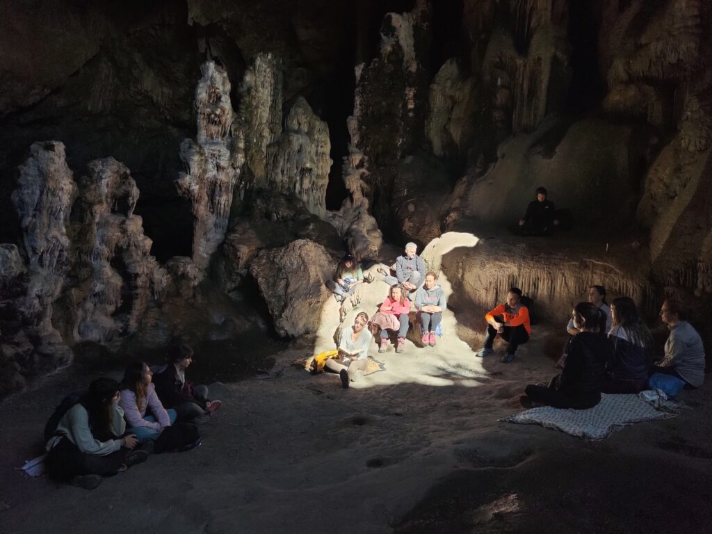 Retiro octubre 2024 meditacion cueva